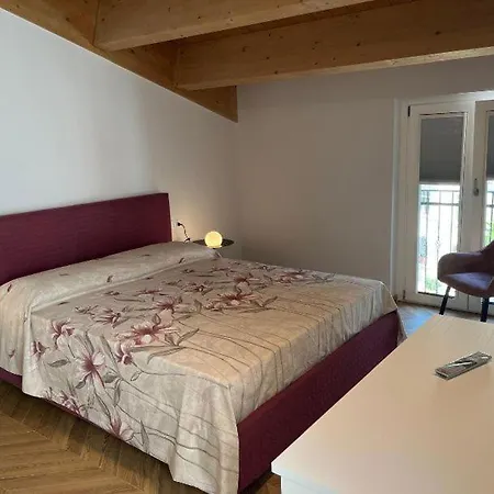 B&B Clarentia 피조페라토