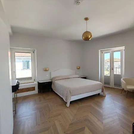 Clarentia 3* 피조페라토